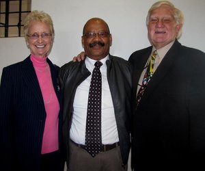 Amerikaners besoek Academia